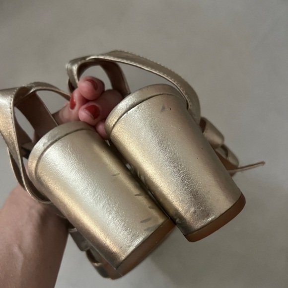 Madewell Three Strap White Gold Sandals - Picture 6 of 9